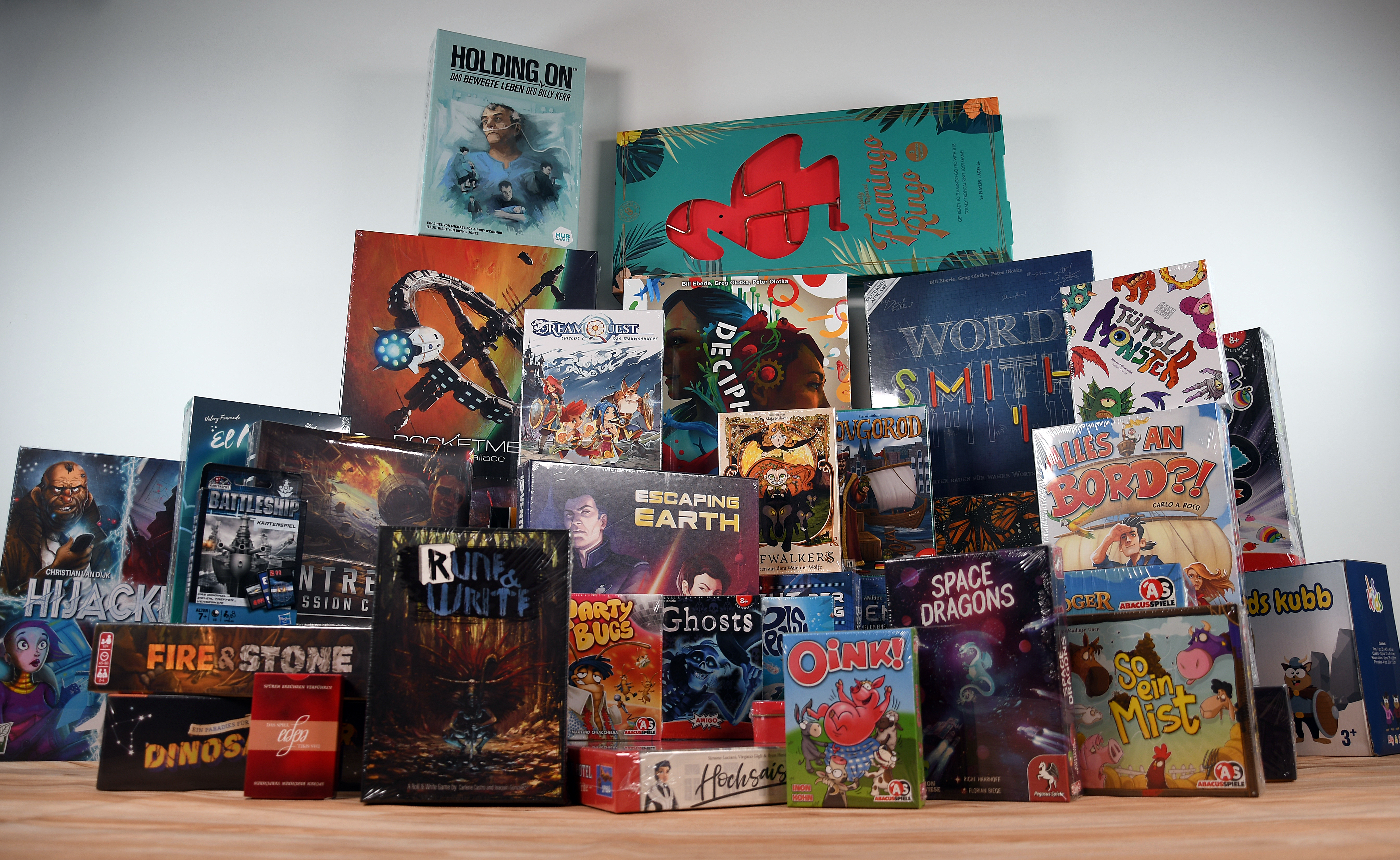 Spielepaket XXL mit 38 Titeln für 111,11 € inklusive Versand bei Spiele-Offensive