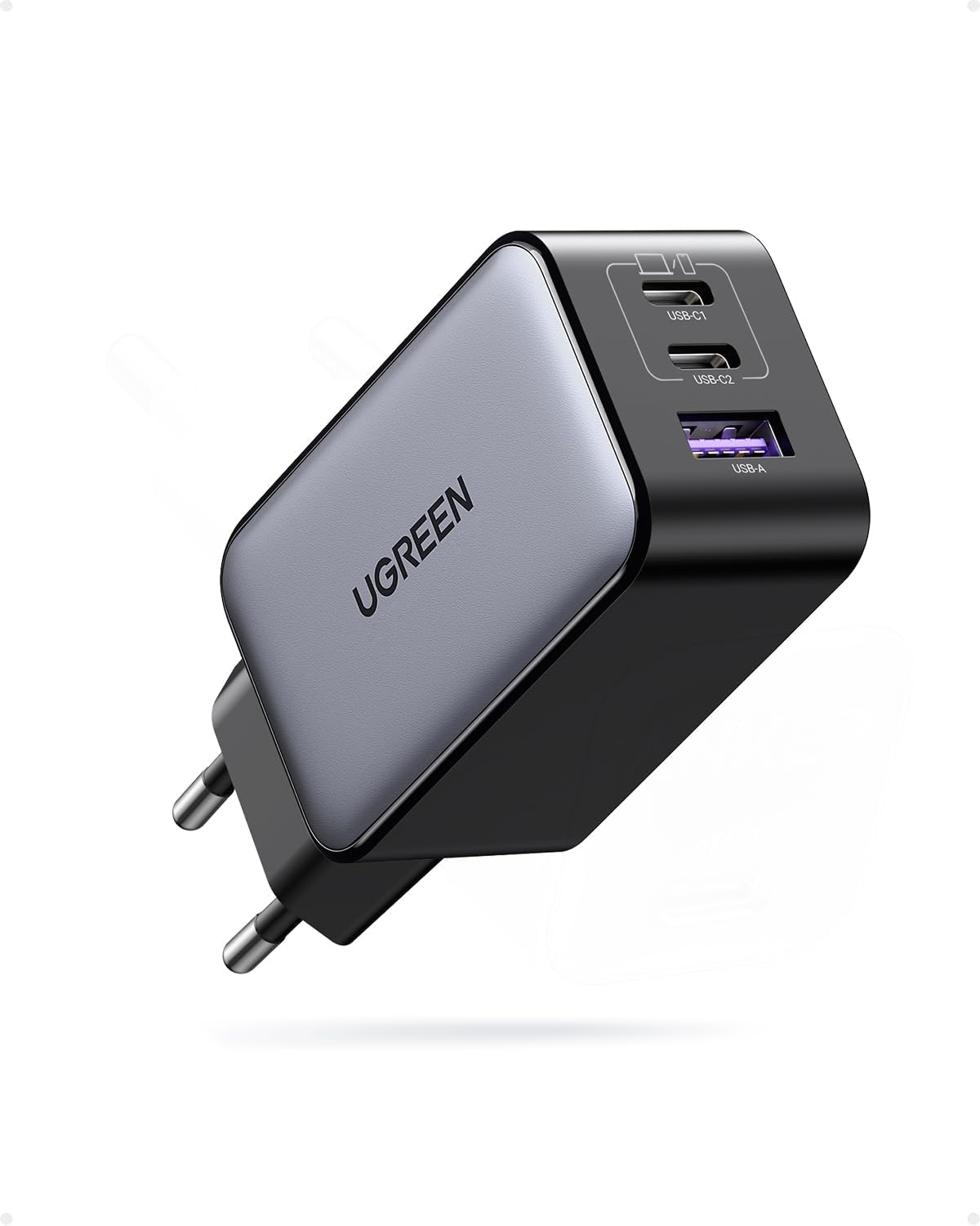 Schwarzes UGREEN Nexode 65W GaN-Ladegerät mit drei Ports