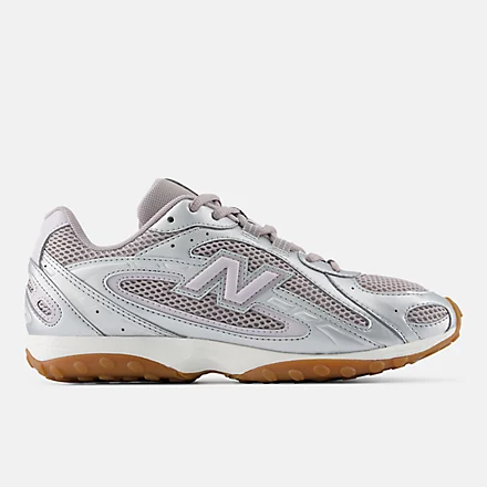New Balance 204L